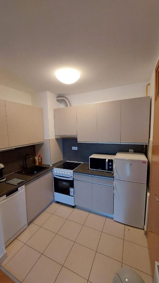 Med Man Apartmani Slavonski Brod Exterior photo